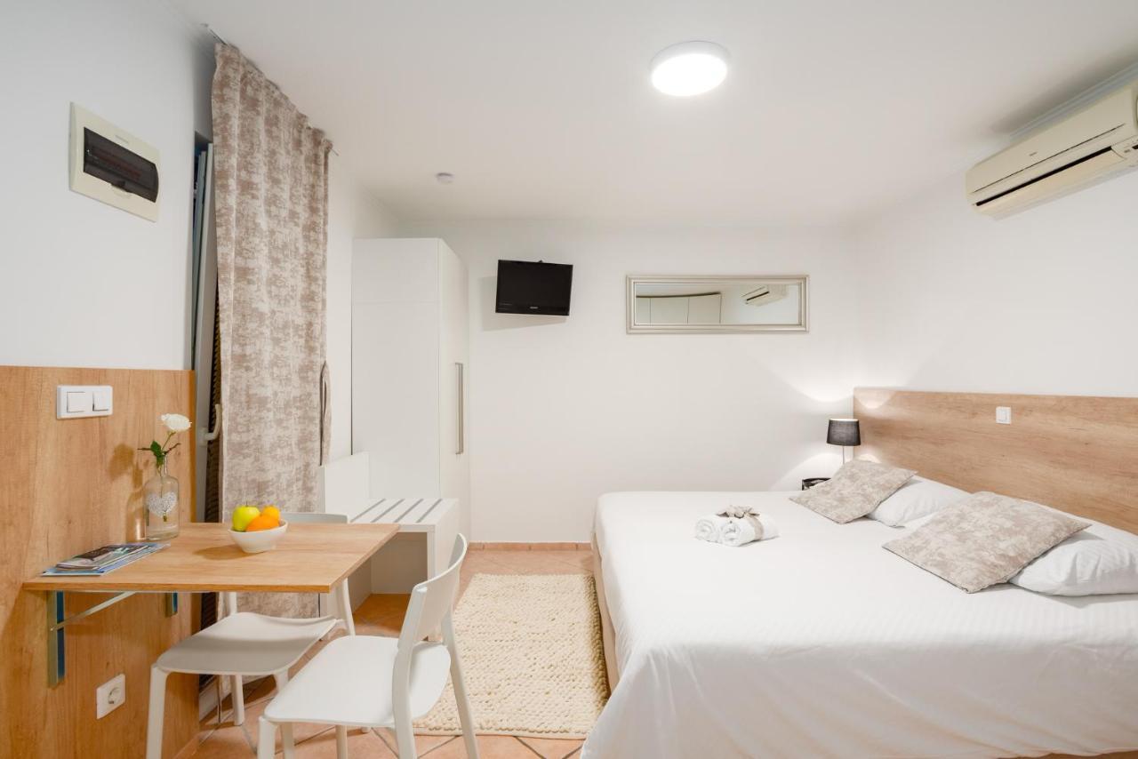 Apartments & Rooms Buble Trogir Exterior photo