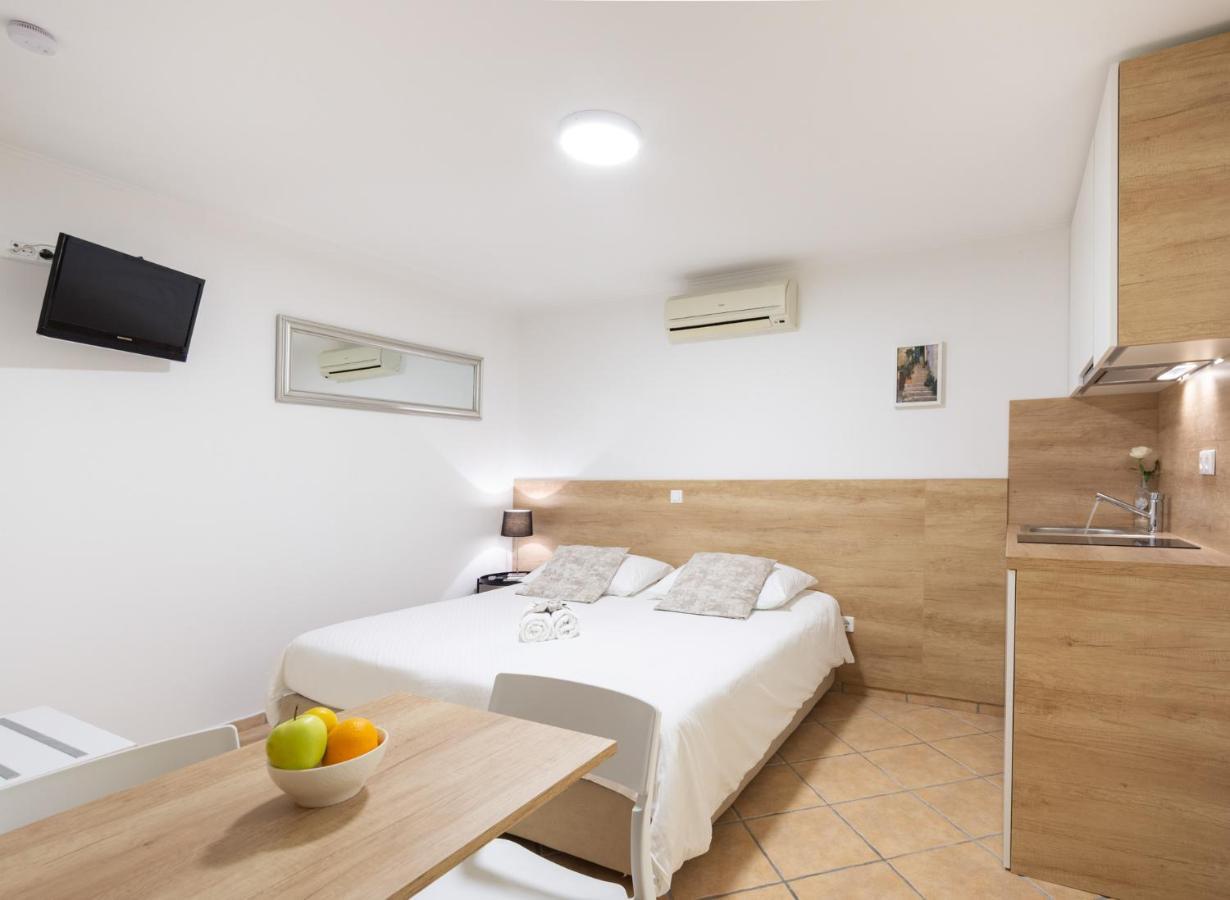 Apartments & Rooms Buble Trogir Exterior photo