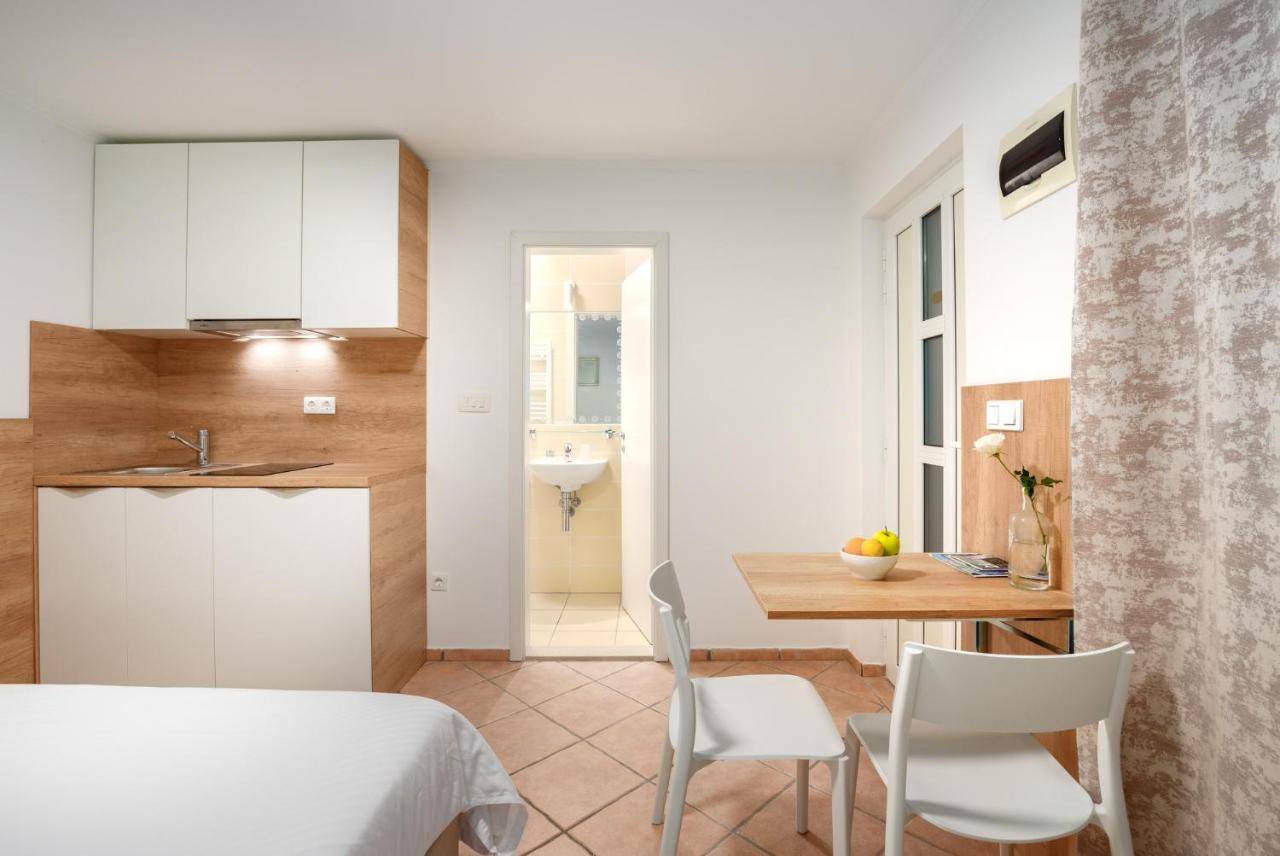 Apartments & Rooms Buble Trogir Exterior photo
